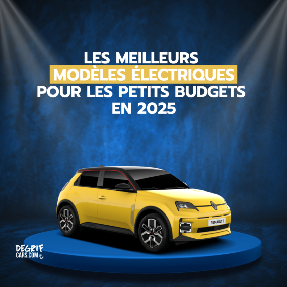Renault 5 jaune sur un podium mis en avant pour montrer les nouveautés automobiles pas chères en 2025